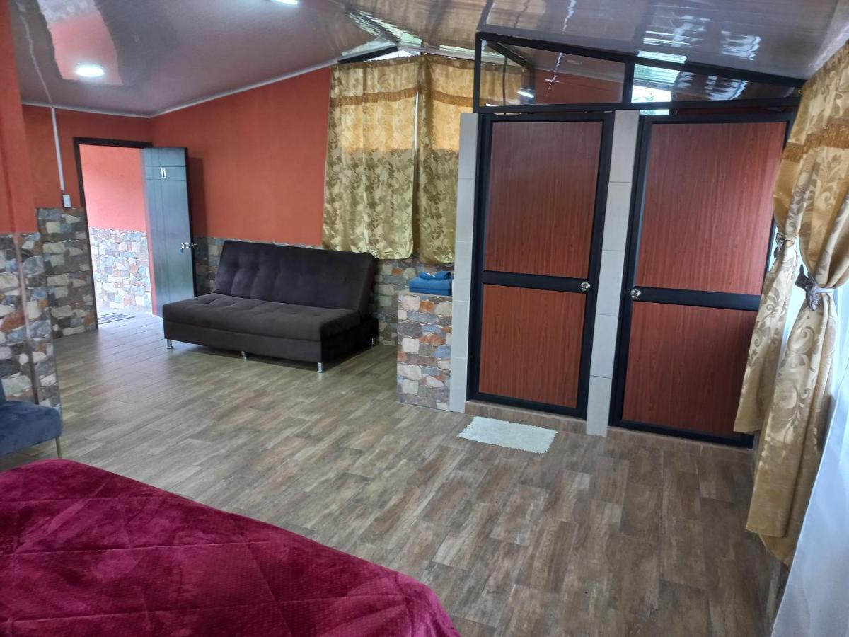 Hostal La Casa De Rodrigo Baeza Luaran gambar