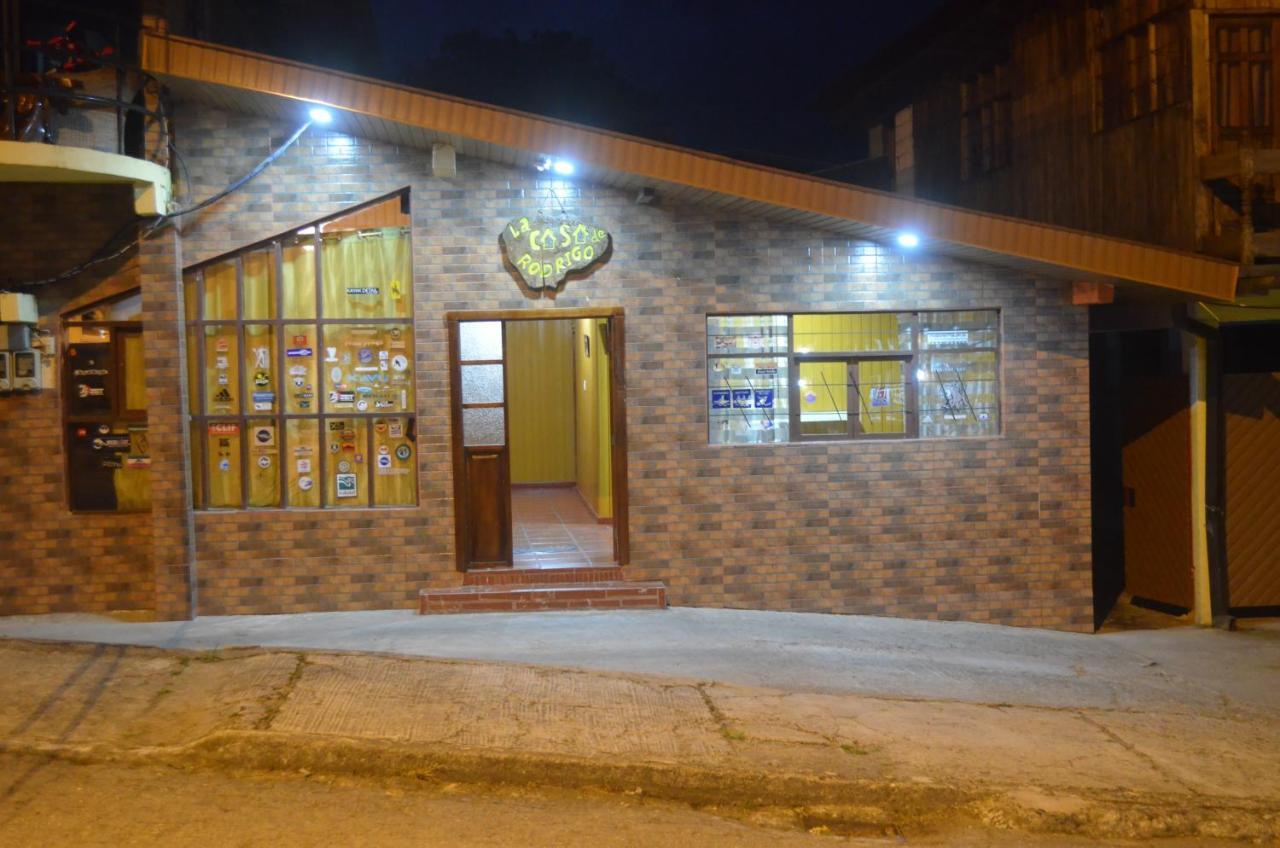 Hostal La Casa De Rodrigo Baeza Luaran gambar