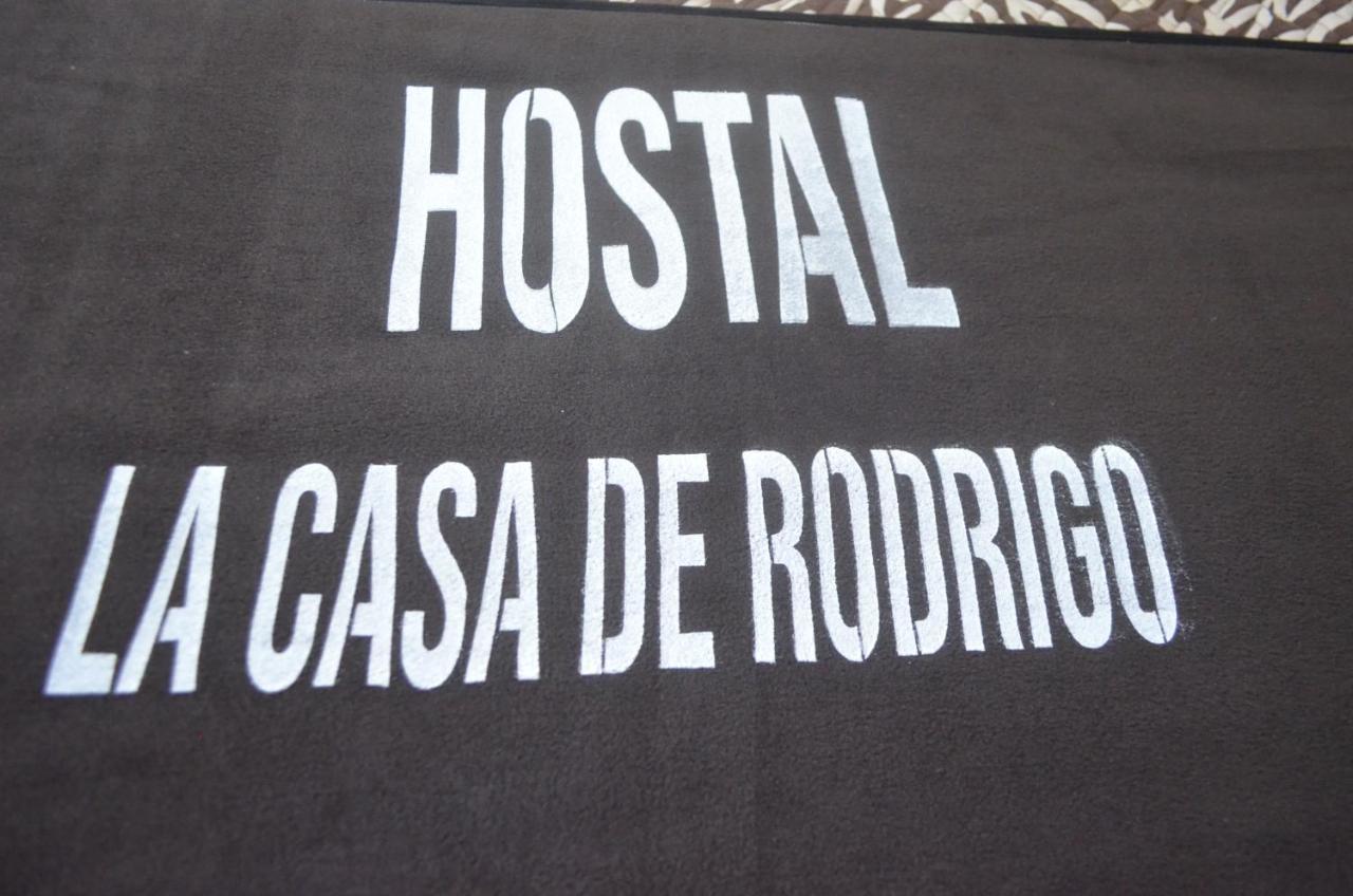 Hostal La Casa De Rodrigo Baeza Luaran gambar