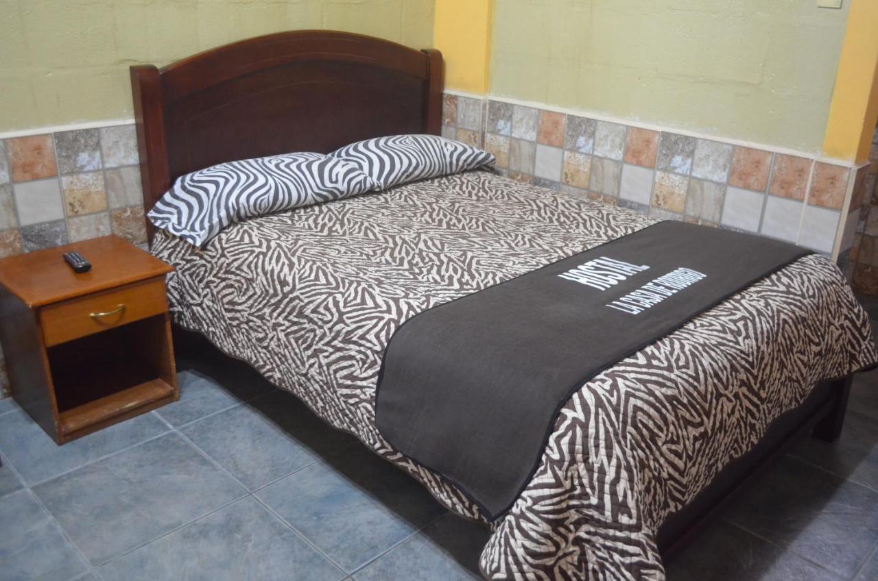 Hostal La Casa De Rodrigo Baeza Luaran gambar