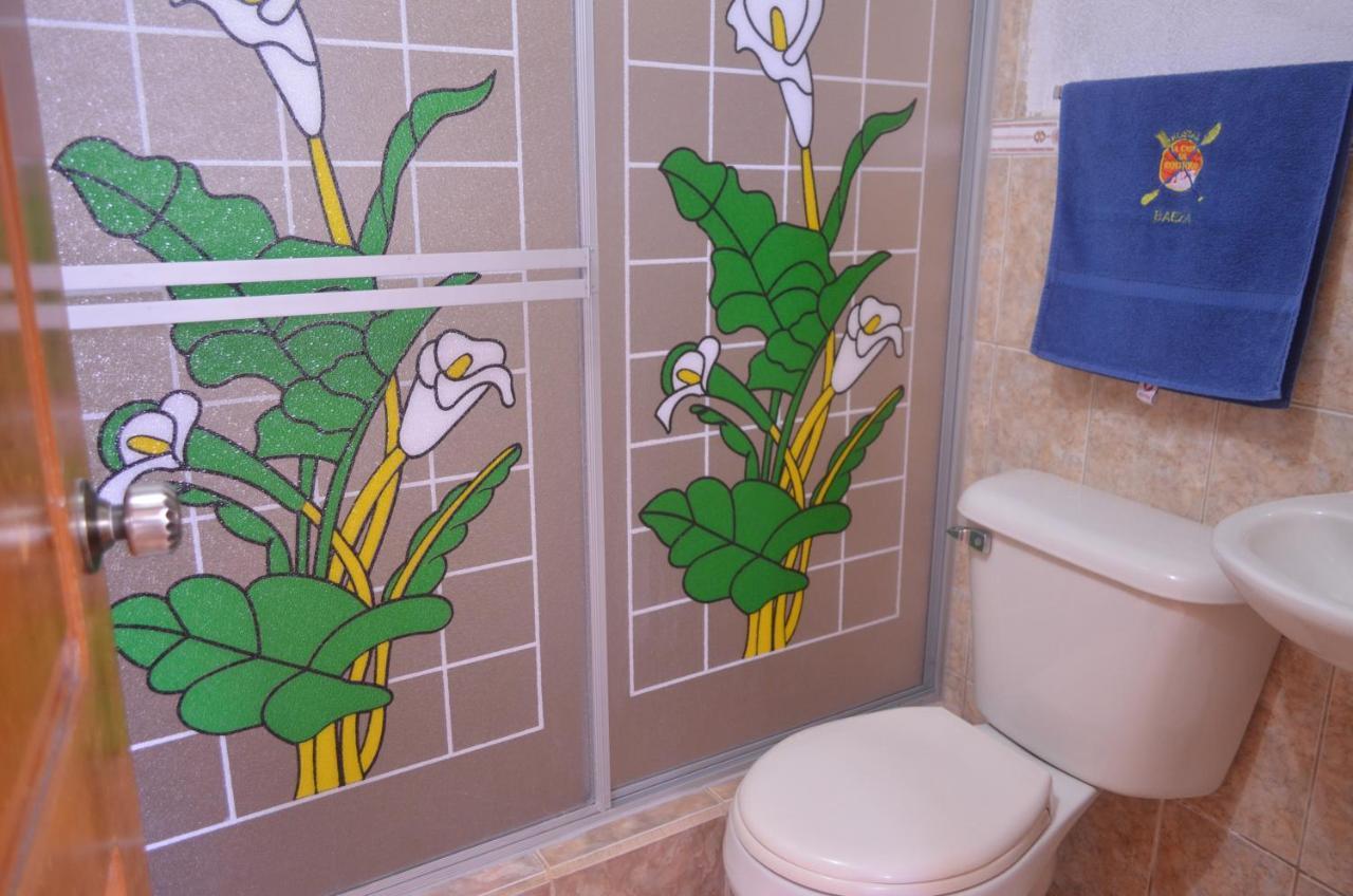 Hostal La Casa De Rodrigo Baeza Luaran gambar